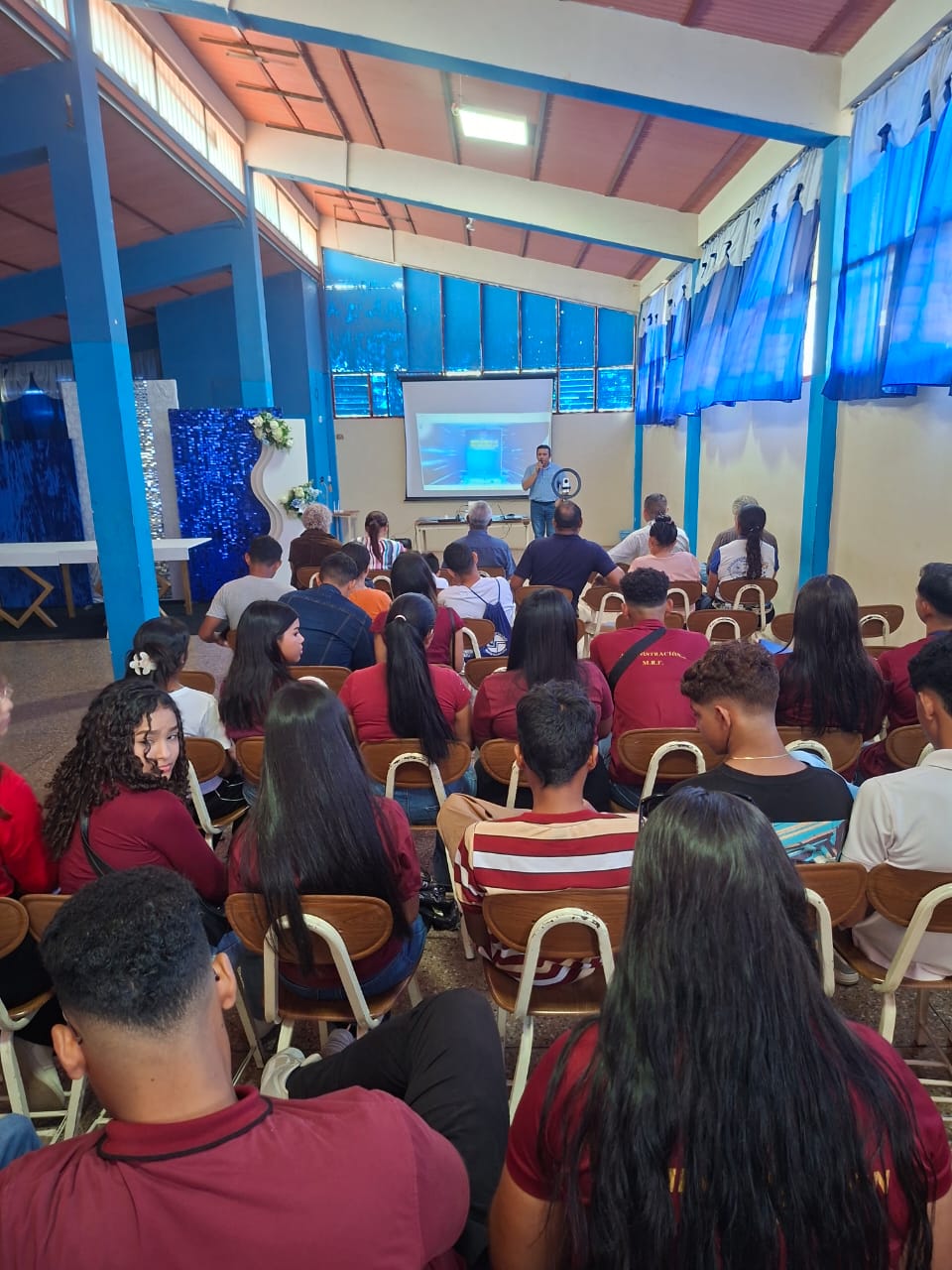 En el marco del Día del Libro y del idioma, presentan en Apure la obra «Herramientas Tecnológicas para Emprendedores».